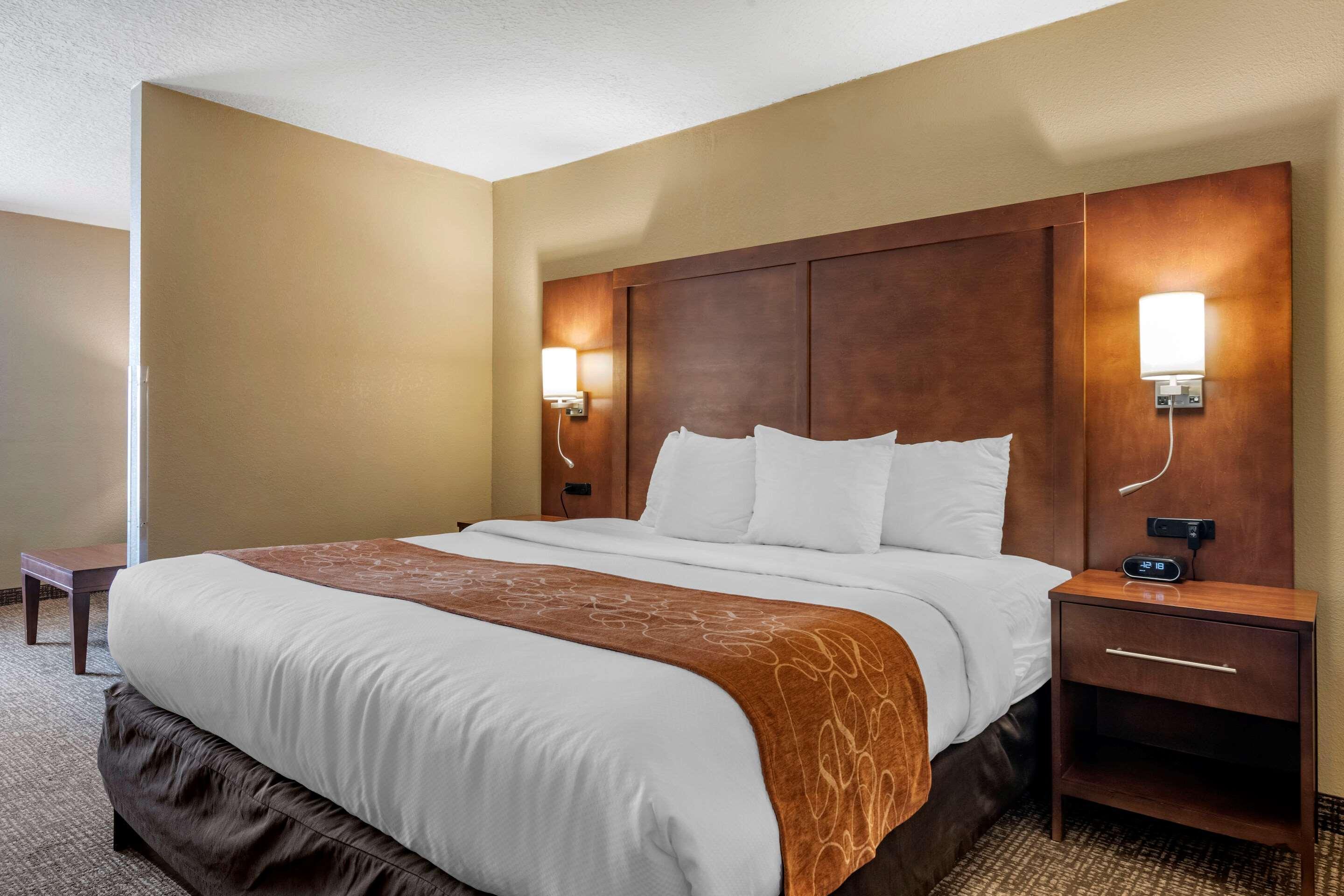 Comfort Suites Baymeadows Near Butler Blvd Jacksonville Exterior foto