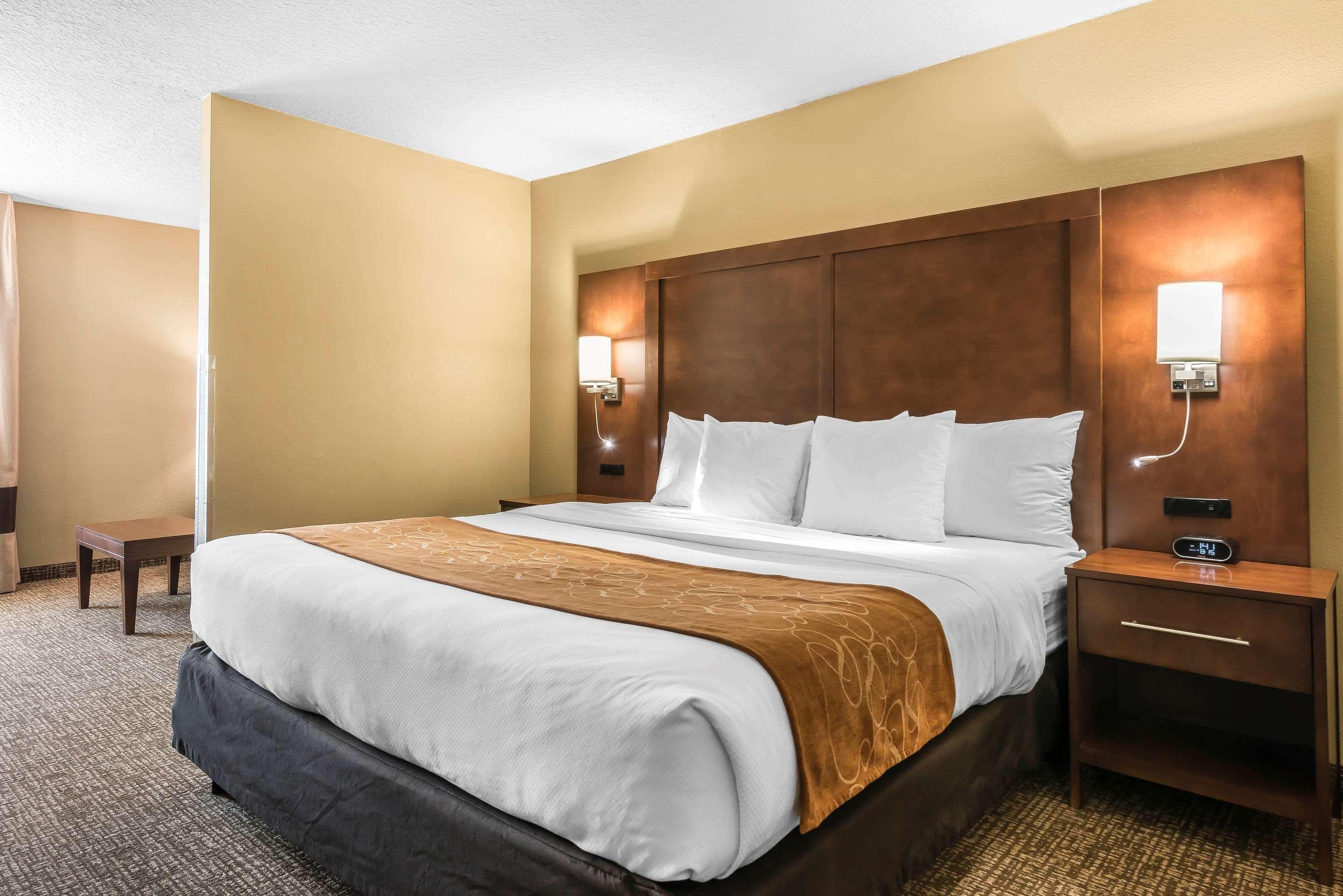 Comfort Suites Baymeadows Near Butler Blvd Jacksonville Exterior foto